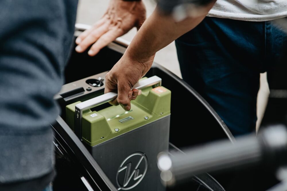 666 Sys Safely Pack and Transport Batteries: Expert Moving Tips - e10cel SYS.com